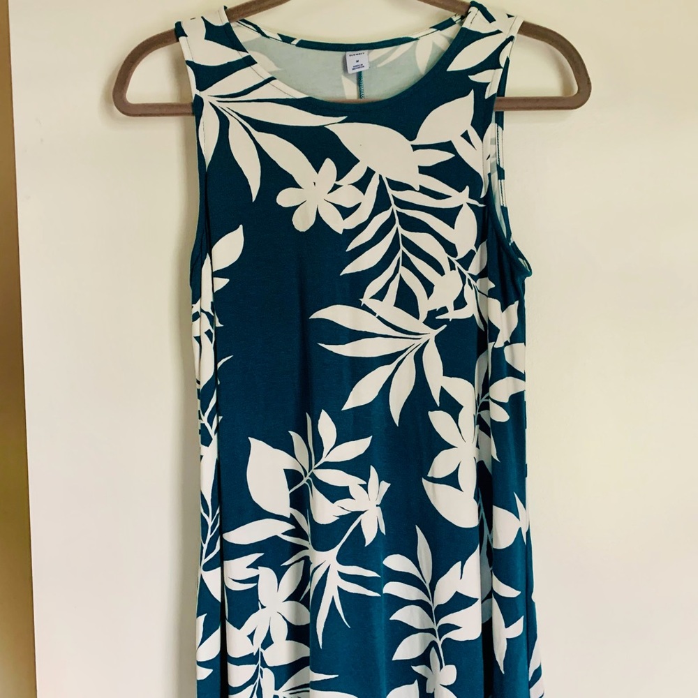 Sleeveless Swing Dress